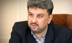 إيران تؤكد استمرار تصدير الكهرباء الى العراق